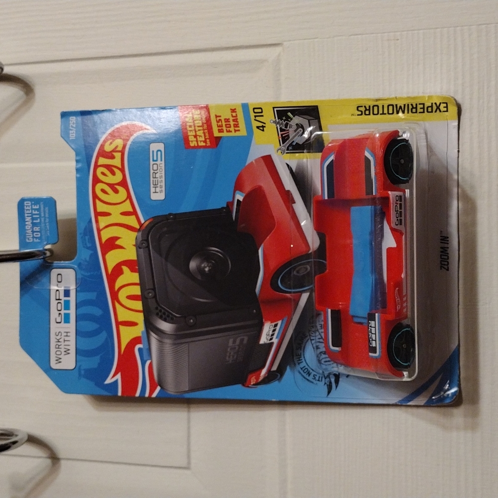 Hot Wheels Car Red “Zoom In" Hotwheels GoPro Adaptable Camera Mount